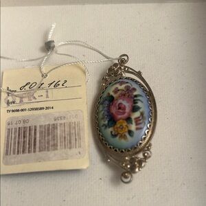 Silver Floral Porcelain Brooch or can be worn as a Pendant.